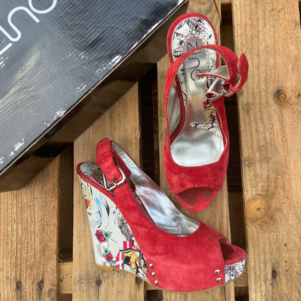 RARE FIND, Zinc Cassidy Peep Toe Wedge